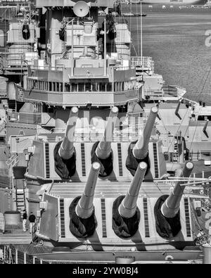 Die USS Wisconsin (BB-64) wurde 1944 gestartet. Wisky ist ein Schlachtschiff der Iowa-Klasse. Wisconsins Hauptbatterie bestand aus neun 16 Zoll/50 CA Stockfoto