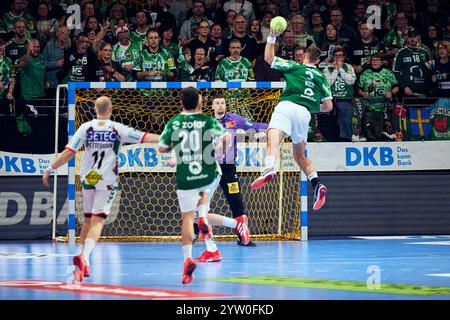 Deutschland, Fuechse Berlin vs. SC Magdeburg, 1. Bundesliga, Daikin HBL, Herren, 13. Spieltag, Saison 2024/2025, 08.12.2024 Foto: Eibner-Pressefoto/ Claudius Rauch Stockfoto