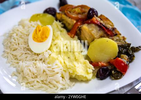 Traditionelles Kabeljau-Rezept, zubereitet im klassischen Stil Stockfoto