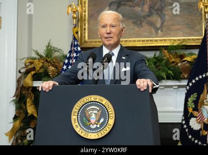 Washington, Usa. Dezember 2024. US-Präsident Joe Biden hält am Sonntag, den 8. Dezember, im Roosevelt Room des Weißen Hauses in Washington, DC, USA, eine Rede zur Lage in Syrien. 2024. Foto: Ron Sachs/Pool/ABACAPRESS. COM Credit: Abaca Press/Alamy Live News Stockfoto