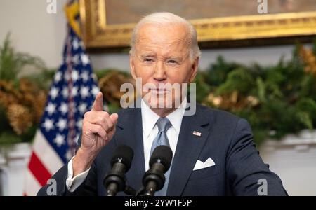 Washington DC, USA. Dezember 2024. US-Präsident Joe Biden hält am Sonntag, den 8. Dezember 2024, im Roosevelt Room des Weißen Hauses in Washington, DC, Bemerkungen zur Lage in Syrien. Credit: Ron Sachs/Pool via CNP/MediaPunch Credit: MediaPunch Inc/Alamy Live News Stockfoto