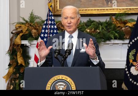 Washington DC, USA. Dezember 2024. US-Präsident Joe Biden hält am Sonntag, den 8. Dezember 2024, im Roosevelt Room des Weißen Hauses in Washington, DC, Bemerkungen zur Lage in Syrien. Credit: Ron Sachs/Pool via CNP/MediaPunch Credit: MediaPunch Inc/Alamy Live News Stockfoto