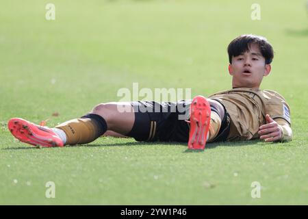 Leganes, Spanien. Dezember 2024. MADRID, SPANIEN - 8. Dezember: Takefusa Kubo von Real Sociedad während des Spiels der Liga 2024/25 zwischen Leganes und Real Sociedad im Butarque-Stadion. (Foto: Guillermo Martinez/SIPA USA) Credit: SIPA USA/Alamy Live News Stockfoto