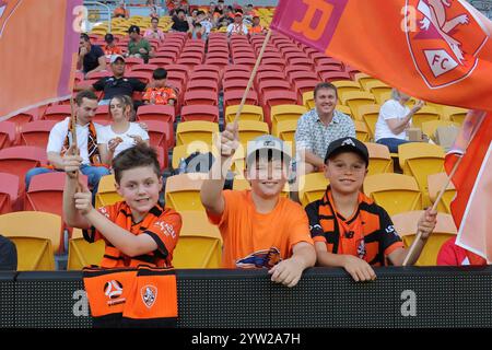 Brisbane, Australien. Dezember 2024. Brisbane, Australien, 6. Dezember 2024: Fans von Brisbane Roar werden im Stadion während des Isuzu Ute gesehen, Einem Ligaspiels zwischen Brisbane Roar und Melbourne City FC im Suncorp Stadium in Brisbane, Australien Matthew Starling (Promediapix/SPP) Credit: SPP Sport Press Photo. /Alamy Live News Stockfoto