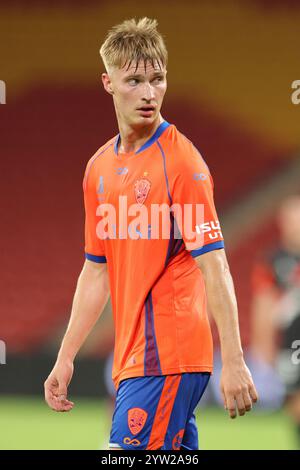 Brisbane, Australien. Dezember 2024. Brisbane, Australien, 6. Dezember 2024: Thomas Waddingham (16 Brisbane) sieht während des Isuzu Ute Ein League-Spiel zwischen Brisbane Roar und Melbourne City FC im Suncorp Stadium in Brisbane, Australien, Matthew Starling (Promediapix/SPP) Credit: SPP Sport Press Photo. /Alamy Live News Stockfoto