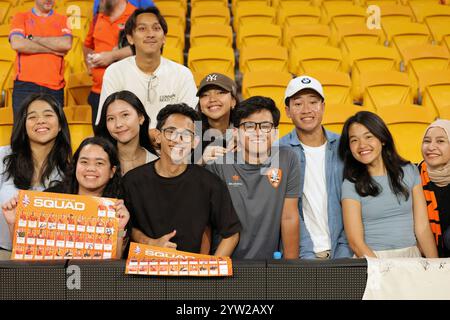 Brisbane, Australien. Dezember 2024. Brisbane, Australien, 6. Dezember 2024: Fans von Brisbane Roar werden nach dem Isuzu Ute Im Suncorp Stadium in Brisbane, Australien, nach Einem Ligaspiels zwischen Brisbane Roar und Melbourne City FC im Stadion gesehen Matthew Starling (Promediapix/SPP) Credit: SPP Sport Press Photo. /Alamy Live News Stockfoto