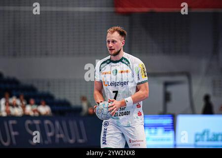 Luca Witzke (SC DHfK Leipzig, #07) DE, Handball Sport Verein Hamburg vs. SC DHfK Leipzig, Handball, Bundesliga, Spieltag 13, Saison 2024/2025, 08.12.2024 Foto: Eibner-Pressefoto/Marcel von Fehrn Stockfoto