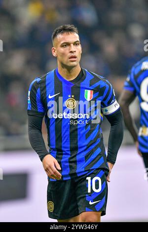 Mailand, Italien. Dezember 2024. Lautaro Martinez von Inter, der während des Fußballspiels der Serie A 2024/2025, zwischen Inter und Parma im Giuseppe Meazza Stadion zu sehen war. Endpunktzahl: Inter 3:1 Parma. (Foto: Tommaso Fimiano/SOPA Images/SIPA USA) Credit: SIPA USA/Alamy Live News Stockfoto