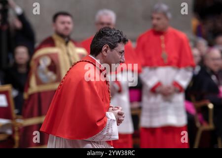 Vatikanstadt, Vatikan, 07.12.2024, Papst Franziskus ernennt zum neuen Kardinal, Mons. Francis Leo, Erzbischof von Toronto (Kanada) während des ordentlichen öffentlichen Konsistoriums zur Schaffung des neuen Kardinals in der Basilika St. Peterìs im Vatikan. Maria Grazia Picciarella/Alamy Live News Stockfoto