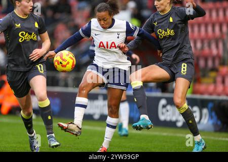 London, Großbritannien. 8. Dezember 2024. Drew Spence bei Tottenham Hotspur gegen Everton in der WSL. Stockfoto