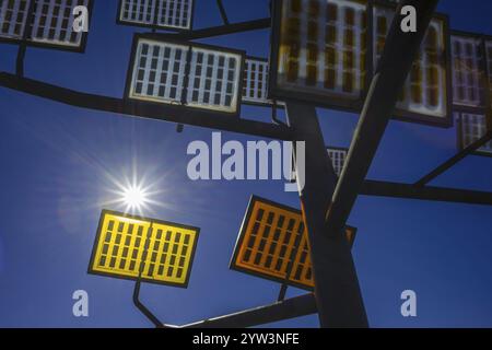 Solarzellen, Solarbaum, Ulmer Wohnviertel Solar City, Ulm, Baden-Württemberg, Deutschland, Europa Stockfoto