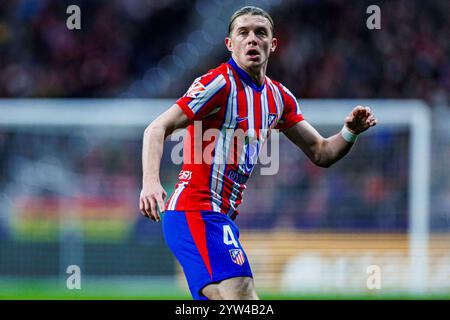 Fussball La Liga 16. Spieltag Atletico Madrid - FC Sevilla am 08.12.2024 im Wanda Metropolitano in Madrid Conor Gallagher ( Madrid ) Foto: Revierfoto Stockfoto