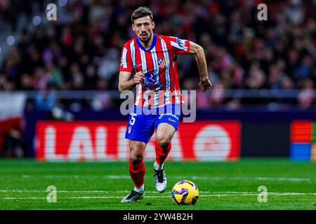 Fussball La Liga 16. Spieltag Atletico Madrid - FC Sevilla am 08.12.2024 im Wanda Metropolitano in Madrid Clement Lenglet ( Madrid ) Foto: Revierfoto Stockfoto