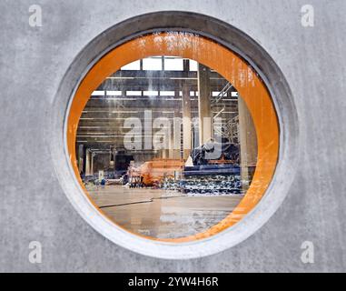 Brtnice, Region Jihlava. Dezember 2024. Lederproduktion in neuem Werk der LEDERFIRMA KARO in Brtnice, Region Jihlava, Tschechische Republik, 9. Dezember 2024. Quelle: Lubos Pavlicek/CTK Photo/Alamy Live News Stockfoto