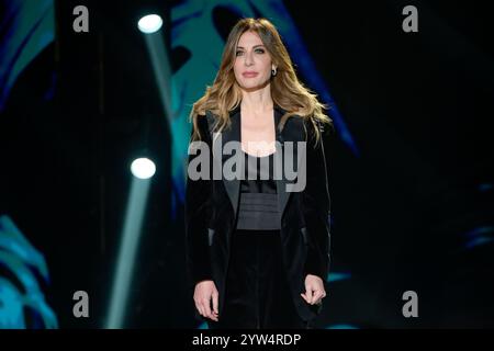 Rom, Italien. Dezember 2024. Francesca Fagnani nimmt an der vierten Epsiode der Rai 2-fernsehsendung „Belve“ in den Studios von Rai Fabrizio Frizzi Teil. (Foto: Mario Cartelli/SOPA Images/SIPA USA) Credit: SIPA USA/Alamy Live News Stockfoto