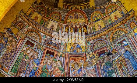 Ablagerung von Relikten des Heiligen Markus, des Evangelistischen Mosaiks, des Markusdoms, der Piazza San Marco, Venedig, Italien Stockfoto