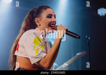 Ditonellapiaga Perofrms leben in Turin für die Flash-Tour Stockfoto