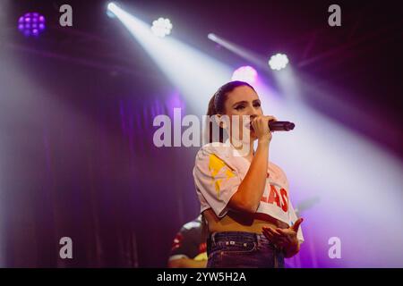 Ditonellapiaga Perofrms leben in Turin für die Flash-Tour Stockfoto