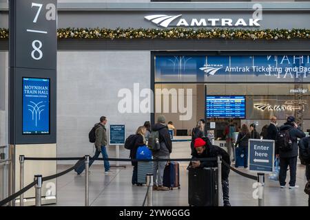 Die Moynihan Train Hall (MTH) befindet sich im historischen James A. Farley Post Office Building, New York City, USA 2024 Stockfoto
