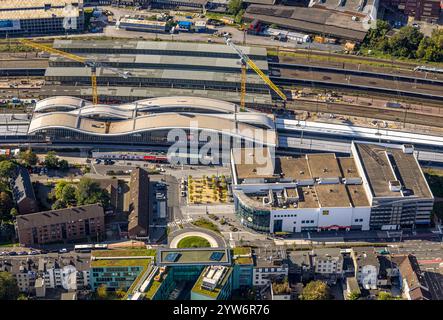 Luftaufnahme, Hauptbahnhof Hbf Deutsche Bahn AG, Großbaustelle Hauptbahnhof Gleishalle und Vorplatz Ost, Dellviertel, Duisburg, Ruhrgebiet, Stockfoto