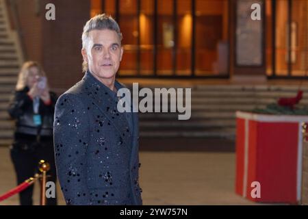 6. Dezember 2024, Rom, Italien: Sänger Robbie Williams besucht den roten Teppich des Films „Better man“ im Auditorium Parco della Musica in Rom (Foto: © Matteo Nardone/Pacific Press via ZUMA Press Wire) NUR REDAKTIONELLE VERWENDUNG! Nicht für kommerzielle ZWECKE! Stockfoto