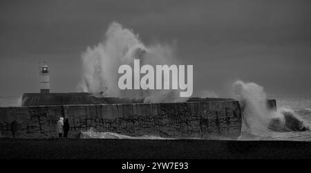 Sturm Darragh am Hafen von Newhaven Stockfoto