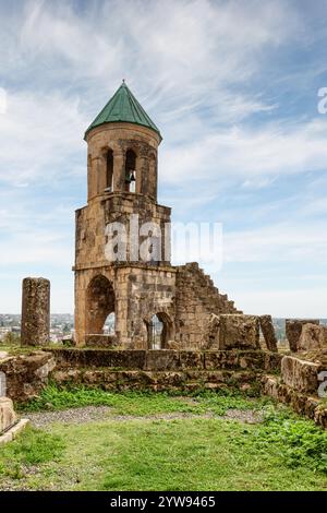 Glockenturm der Kathedrale von Bagrati in Kutaisi, Georgien Stockfoto