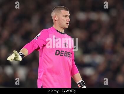 London, Großbritannien. Dezember 2024. Sam Johnstone von Wolverhampton Wanderers während des Premier League Spiels im London Stadium. Der Bildnachweis sollte lauten: Paul Terry/Sportimage Credit: Sportimage Ltd/Alamy Live News Stockfoto