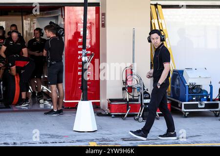 Kamui Kobayashi Haas F1 Team, Porträt während des Formel 1 Abu Dhabi Nachsaison-Tests 2024, am 10. Dezember 2024 auf dem Yas Marina Circuit in Abu Dhabi, Vereinigte Arabische Emirate - Foto Florent Gooden / DPPI Stockfoto