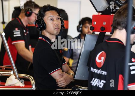 Kamui Kobayashi Haas F1 Team Porträt während des Formel 1 Abu Dhabi Nachsaisontests 2024 am 10. Dezember 2024 auf dem Yas Marina Circuit in Abu Dhabi, Vereinigte Arabische Emirate Stockfoto