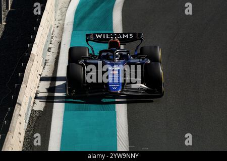 Abu Dhabi, Emirats Arabes Unis. Dezember 2024. 46 BROWNING Luke (gbr), Williams Racing FW46, Action während des Formel 1 Abu Dhabi Nachsaisontests 2024, am 10. Dezember 2024 auf dem Yas Marina Circuit in Abu Dhabi, Vereinigte Arabische Emirate - Foto Xavi Bonilla/DPPI Credit: DPPI Media/Alamy Live News Stockfoto