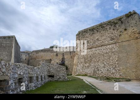 Mittelalterliche Stadtmauer, Otranto, Apulien, Italien, Europa Stockfoto