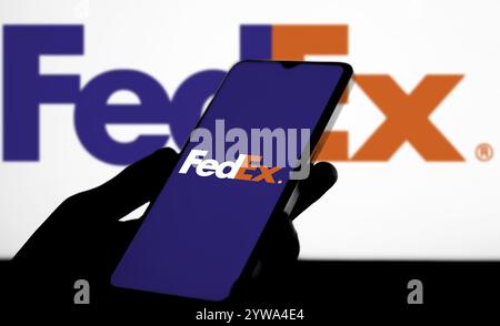 FedEx-Logo auf dem Smartphone Stockfoto