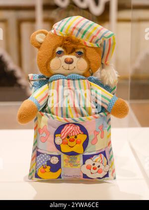 TEDDYBÄRENAUSSTELLUNG MUSEE DES ARTS DECORATIFS PARIS Stockfoto