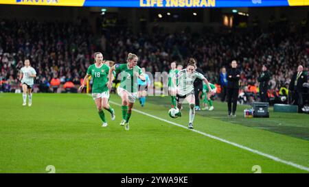 Dublin, Irland. Dezember 2024. Irland, Dublin, 3. Dezember 2024: Während des Qualifikationsspiels der UEFA-Frauenmeisterschaft zwischen der Republik Irland und Wales im Aviva Stadium in Dublin, Irland. (Eric Bellamy/SPP) Credit: SPP Sport Press Photo. /Alamy Live News Stockfoto