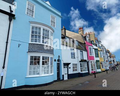 Großbritannien, Dorset, Weymouth, Old Harbour, farbenfrohe Cottages an der Trinity Road. Stockfoto