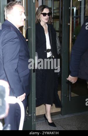 New York, NY, USA. Dezember 2024. Keira Knightley wurde am 10. Dezember 2024 in New York City gesehen. Quelle: Rw/Media Punch/Alamy Live News Stockfoto