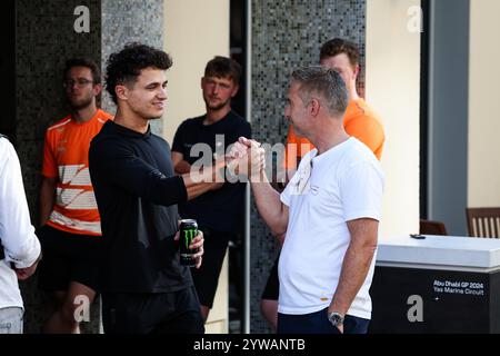 NORRIS Lando (gbr), McLaren F1 Team MCL38, Porträt während des Formel 1 Abu Dhabi Nachsaisontests 2024 am 10. Dezember 2024 auf dem Yas Marina Circuit in Abu Dhabi, Vereinigte Arabische Emirate Stockfoto