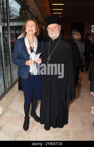 Dr. Hildegard Kronawitter Apostolos Malamoussis Griech. Erzprister München 10.12.2024 Katholische Akademie in Bayern Guardini-Preis an Frau Prof. Dr. Dr. h.c. mult. Angelika Nussberger Laudatio uebernimmt der fruehere Praesident des Bundesverfassungsgerichts Prof. Dr. Dr. h.c. mult. Andreas Vosskuhle. Frau Nussberger wird den Preis von Akademiedirektor Achim Budde und Kardinal Reinhard Marx entgegennehmen München *** Dr. Hildegard Kronawitter Apostolos Malamoussis griechischer Erzpriester München 10 12 2024 Katholische Akademie in Bayern Guardini-Preis an Prof Dr h c mult Angelika Nussberger Laudatio Stockfoto