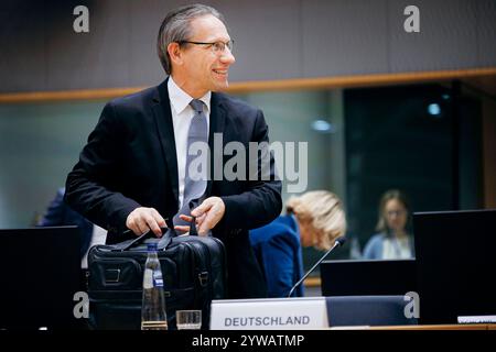 Jörg Kukies, Bundesfinanzminister SPD, aufgenommen im Rahmen des Eurogruppe / ECOFIN-Rates, in Bruessel, 10.12.2024. Fotografiert im Auftrag des Bundesministeriums der Finanzen BMF Bruessel Belgien *** Jörg Kukies, Bundesfinanzminister SPD , aufgenommen während des ECOFIN-Rates der Eurogruppe, in Brüssel, 10 12 2024 fotografiert im Auftrag des Bundesministeriums für Finanzen BMF Brüssel Belgien Copyright: XFelixZahn/BMFx Stockfoto