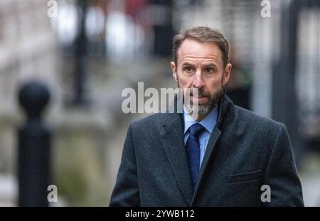 London, Großbritannien. Dezember 2024. Gareth Southgate, ehemaliger Fußballtrainer von England, kommt in der Downing Street 10 für seinen „Talk at 10“-Titel: Ian Davidson/Alamy Live News Stockfoto