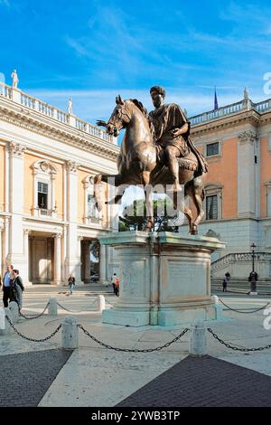 Italien Latium Rom Campidoglio, Platz - Reiterstatue von Marco Aurelio ( Equus Marci Aurelii Antonini ) II Jahrhundert n. Chr Stockfoto