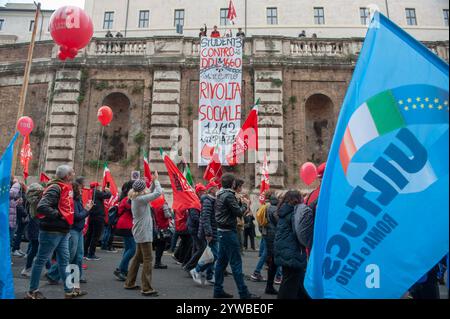 29. November 2024: Rom, Italien: Demonstration der Gewerkschaften der CGIL und der UIL anlässlich des Generalstreiks © Andrea Sabbadini Stockfoto
