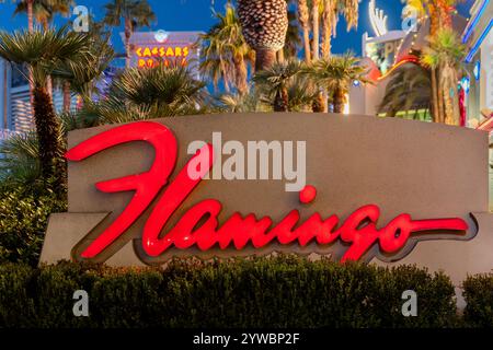 Las Vegas, NV, USA - 9. November 2024: Das Flamingo Las Vegas ist ein Hotel mitten auf dem Las Vegas Strip und gehört Caesars Entertainment. Stockfoto