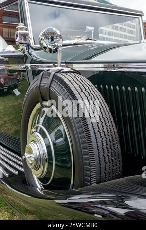 Eine Nahaufnahme eines Rolls Royce beim London Concours 2023 bei der Honourable Artillery Company Stockfoto