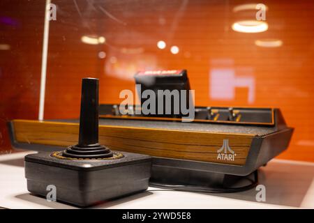 Rochester, New York, USA - 12.6,2024: Atari-Ausstellung im Strong National Museum of Play Stockfoto