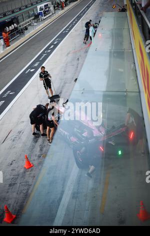 Paul Aron (BWT Alpine F1 Team, #62), Pitstop, Nachsaison-Tests, SIND, Formel 1 Weltmeisterschaft, Abu Dhabi Grand Prix, Yas Marina Circuit, 10.12.2024 Foto: Eibner-Pressefoto/Annika Graf Stockfoto