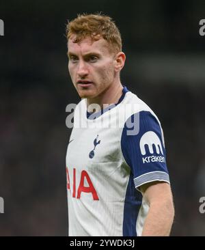 London, Großbritannien. Dezember 2024. Tottenham Hotspur / Chelsea - Premier League - Tottenham Hotspur Stadium. Tottenhams Dejan Kulusevski. Bildnachweis: Mark Pain / Alamy Live News Stockfoto