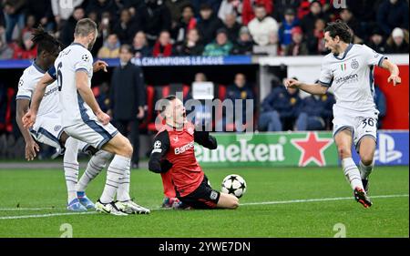 BayArena Leverkusen Deutschland, 10.12.2024, Fußball: UEFA Champions League Saison 2024/25 Spieltag 6, Bayer 04 Leverkusen (B04, rot) gegen Inter Mailand (INT, weiß) – Florian Wirtz (B04) reagiert nach dem Treffer Stockfoto