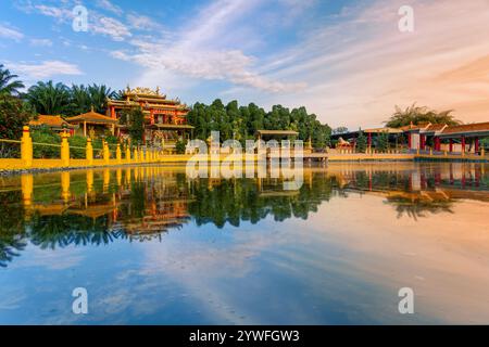 Chinesischer Tempel, bekannt als Sehen Hock Yeen oder Konfuzius Tempel in Chemor, Ipoh, Malaysia Stockfoto